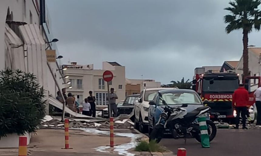 Los bomberos también se han desplazado a la zona