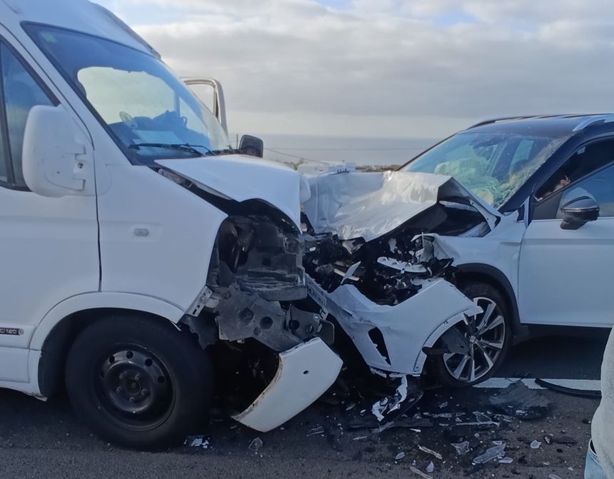 El impacto, como se ve en la imagen, fue brutal