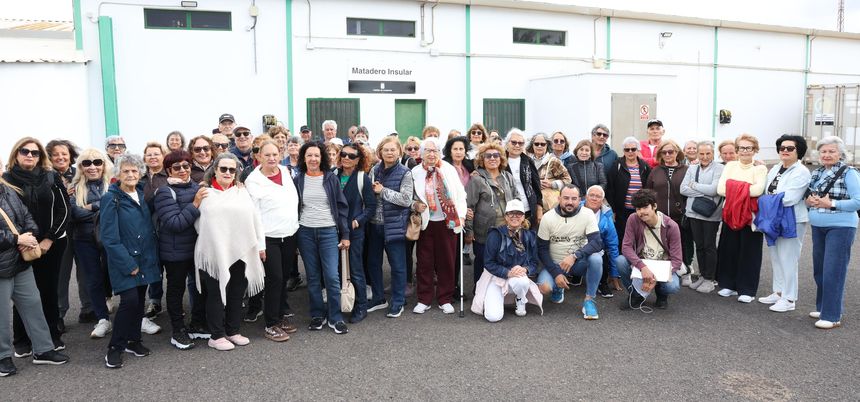 Uno de los grupos que visitó eI ENCUENTRO DE PRODUCTORES DÍA DEL CAMPO  (2)