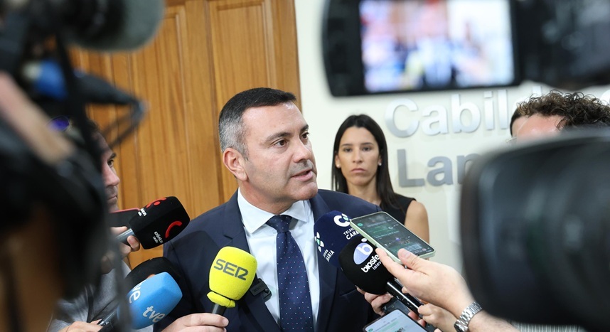 Presidente del Cabildo y del Consorcio del Agua de Lanzarote, Oswaldo Betancort