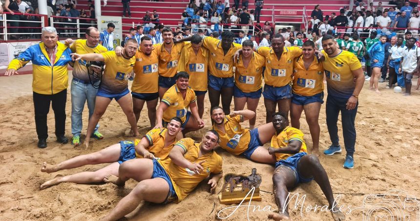 Imagen de los ganadores del torneo juvenil de selecciones de lucha canaria.