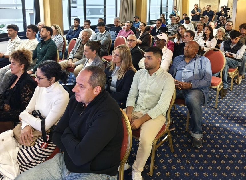 Una parte de los asistentes al encuentro sobre autónomos y pymes