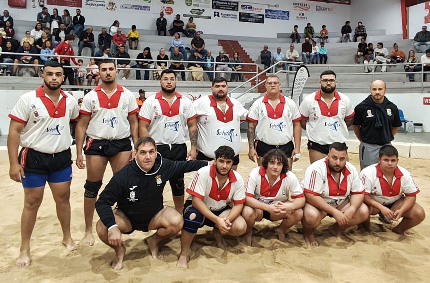 Los luchadores del Tías.