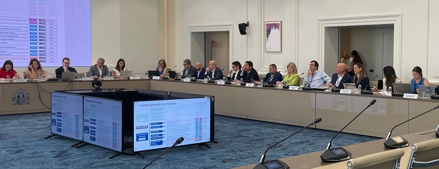 Los representantes de todas las Comunidades Autónomas durante el encuentro.