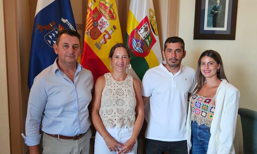 Imagen de los cuatro concejales que tiene Compromiso por Haría.