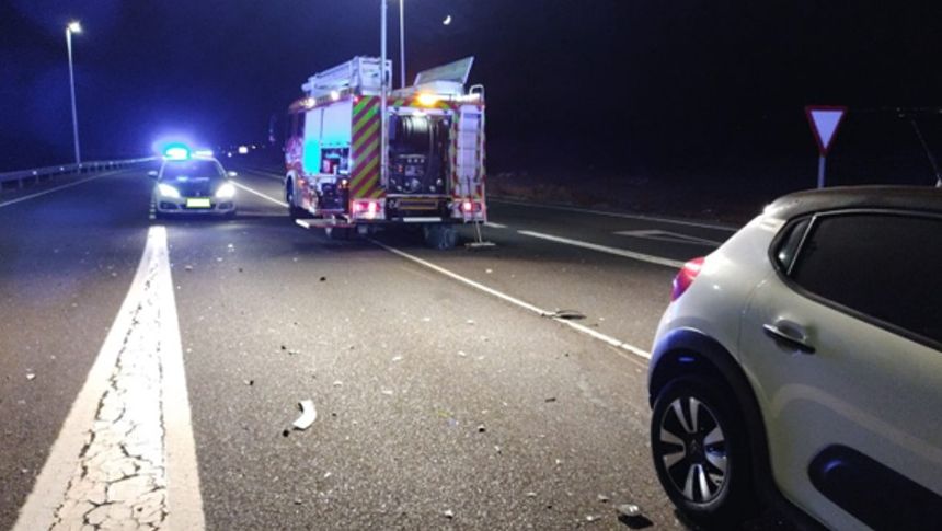 Los bomberos y la Guardia Civil se tuvieron que ocupar del incidente