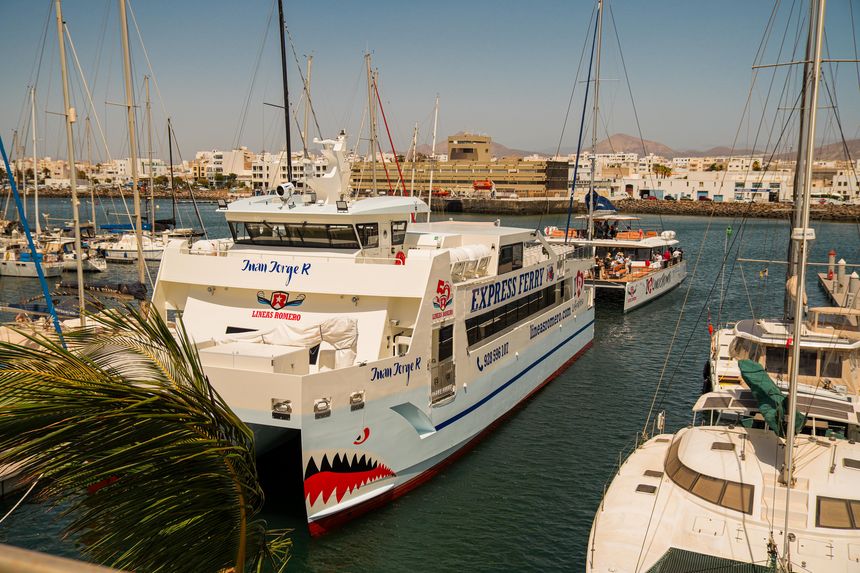 Nuevos barcos Líneas Romero