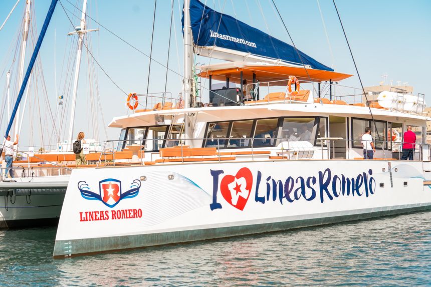 Catamaran Maria Rosa R.